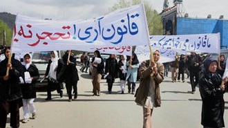 زنان افغان: صلحي را که در آن حقوق زنان پايمال شود قبول نداريم