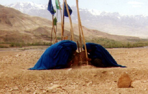 Yakawlang - Afghanistan May 2001